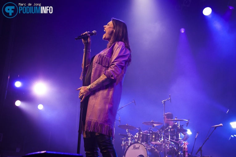 Floor Jansen op Floor Jansen - 12/04 - 013 foto