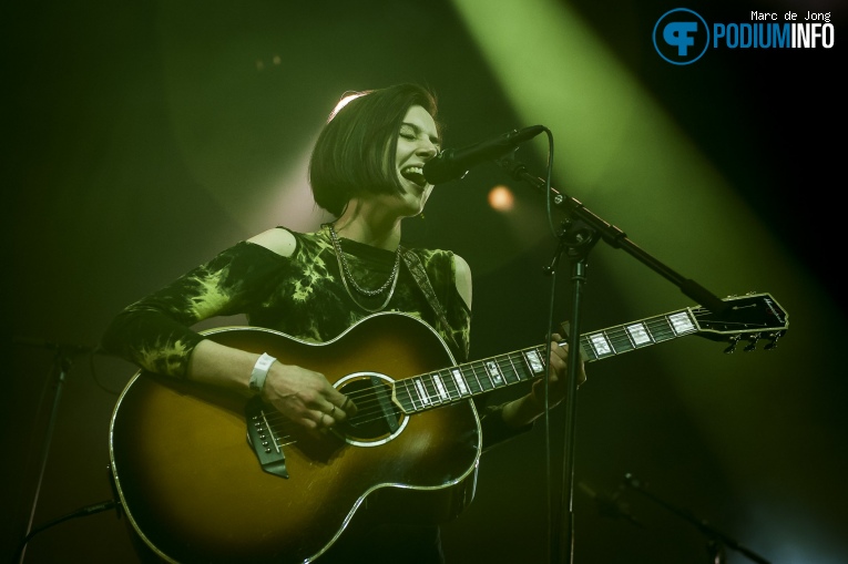 Inge Lamboo op Floor Jansen - 12/04 - 013 foto
