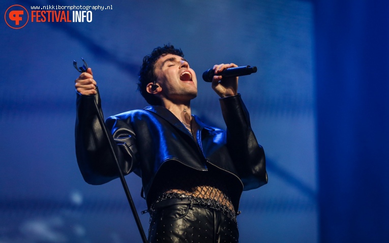 Duncan Laurence op Paaspop 2023 - zaterdag foto