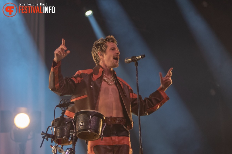 Son Mieux op Paaspop 2023 - zaterdag foto