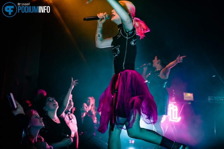 Girli op Girli - 19/04 - Paradiso foto