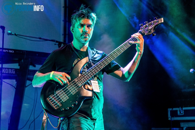 Virtual Symmetry op Threshold  - 21/04 - Boerderij foto