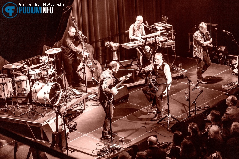 Steve Harley & Cockney Rebel op Steve Harley & Cockney Rebel - 23/04 - TivoliVredenburg foto