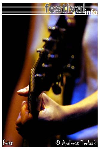 Feist op Bazar Curieux 2004 foto