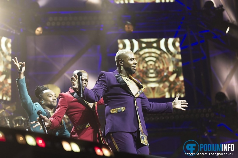 Earth Wind & Fire Experience feat. Al Mc Kay op The Tribute - Live in Concert - 21/04 - Ziggo Dome foto