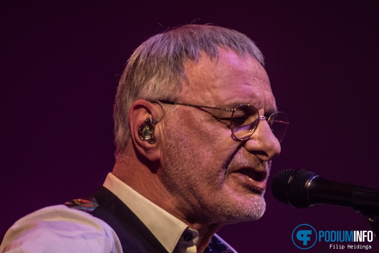 Steve Harley & Cockney Rebel op Steve Harley & Cockney Rebel - 26/04 - Hedon foto
