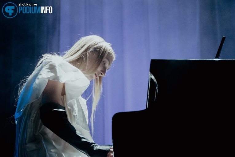 S10 op S10 - 28/04 - AFAS Live foto