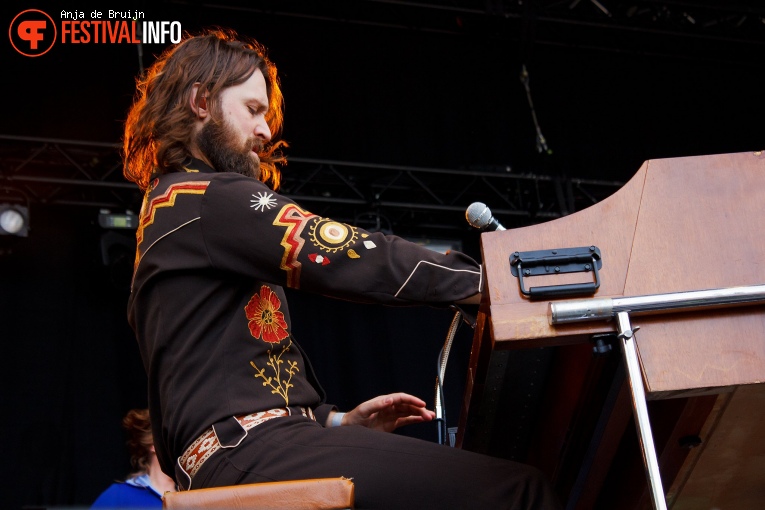 DeWolff op Bevrijdingsfestival Zuid-Holland 2023 foto