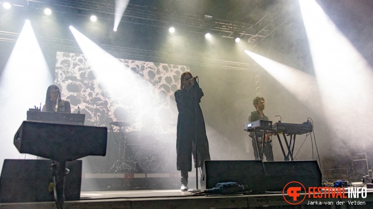 Cold Cave op Wave-Gotik-Treffen 2023 foto