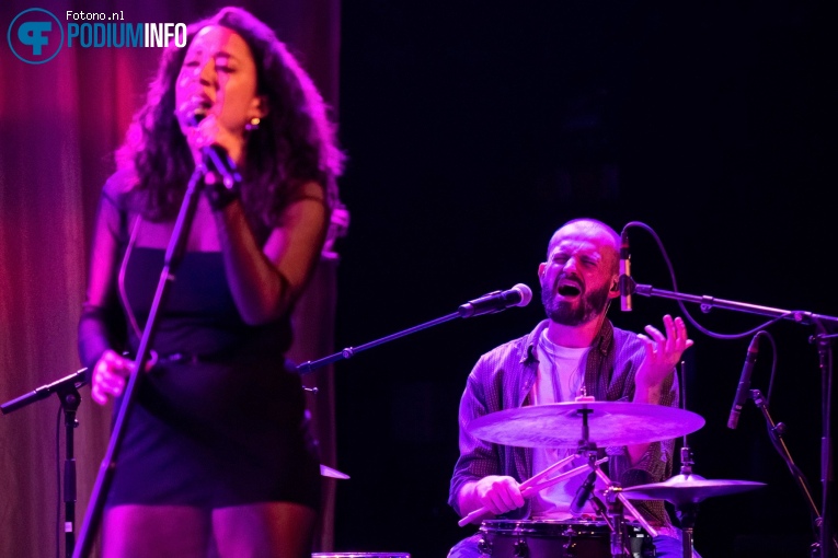 The Hics op Ari Lennox - Age/sex/location Tour - 18/05 - Melkweg foto