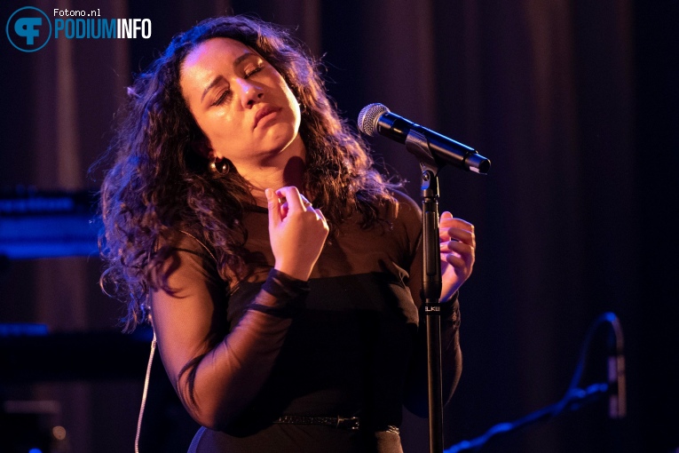 The Hics op Ari Lennox - Age/sex/location Tour - 18/05 - Melkweg foto