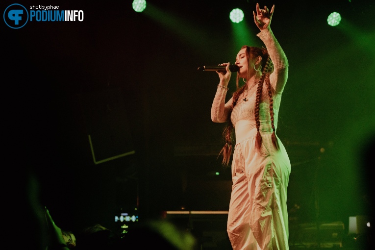 NEVE op Henry Moodie - 31/05 - Melkweg foto