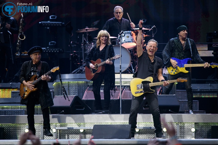 Bruce Springsteen & The E Street Band op Bruce Springsteen & The E Street Band - 25/05 - Johan Cruijff ArenA foto