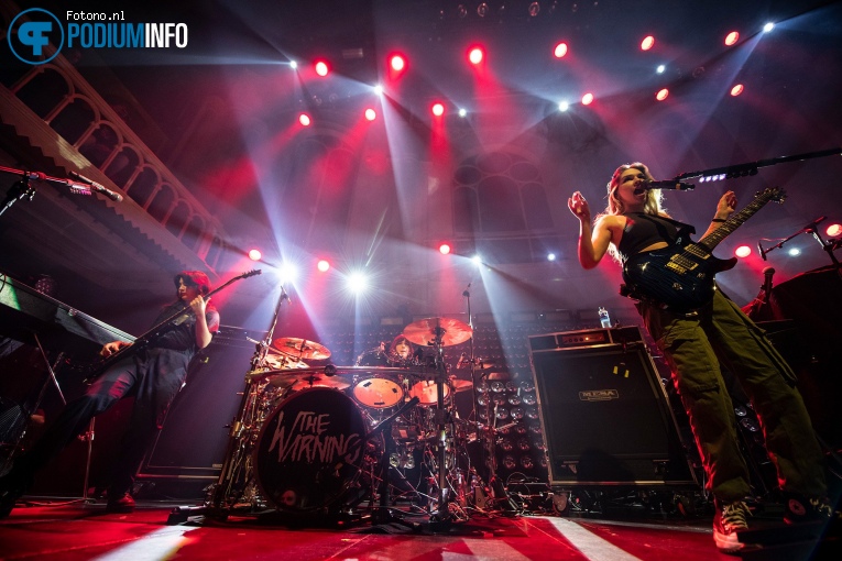 The Warning op Royal Blood - 06/06 - Paradiso foto