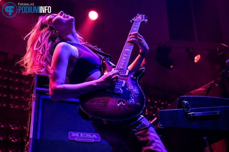 The Warning op Royal Blood - 06/06 - Paradiso foto