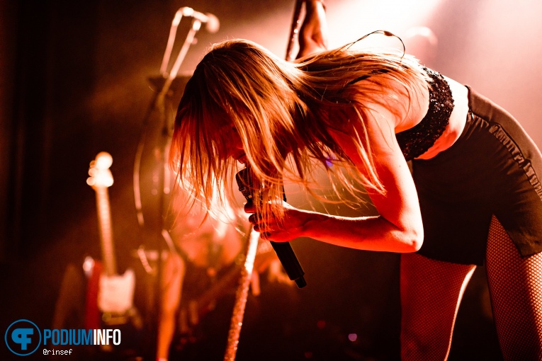 Lov3less op Lov3less - 08/06 - Paradiso foto