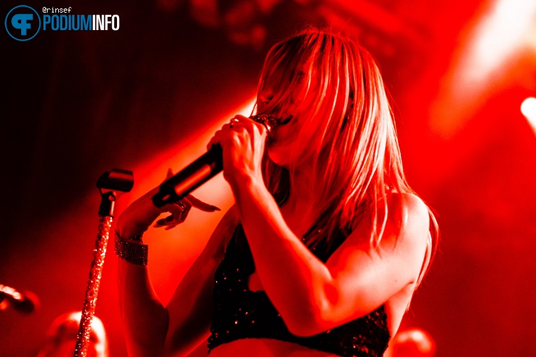 Lov3less op Lov3less - 08/06 - Paradiso foto