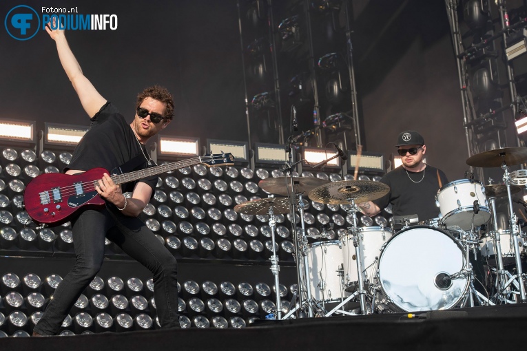 Royal Blood op Muse - Will Of The People Tour - 07/06 - Malieveld foto