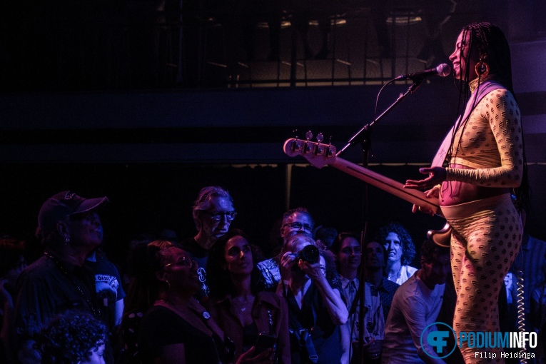 Adi Oasis op Adi Oasis - 07/06 - TivoliVredenburg foto