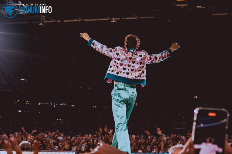 Harry Styles op Harry Styles - Love On Tour - 04/06 - Johan Cruijff Arena foto