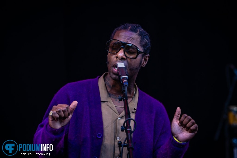 Curtis Harding op Zuiderpark Live: Curtis Harding - 08/06 - Zuiderparktheater foto