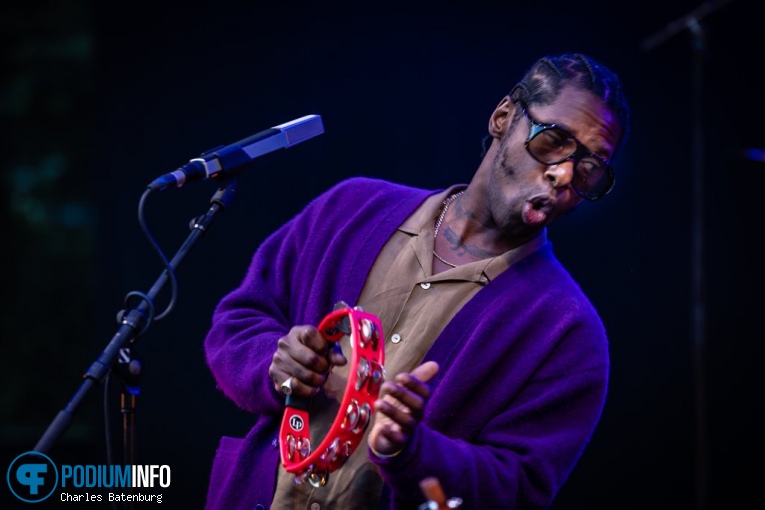 Curtis Harding op Zuiderpark Live: Curtis Harding - 08/06 - Zuiderparktheater foto