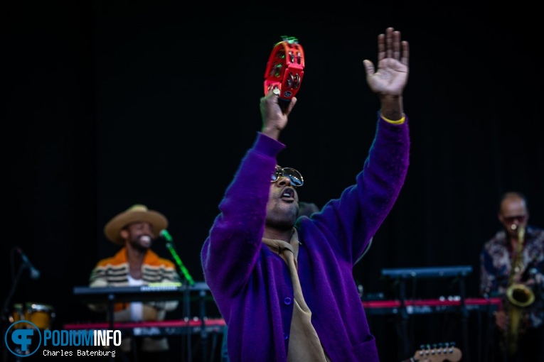 Curtis Harding op Zuiderpark Live: Curtis Harding - 08/06 - Zuiderparktheater foto
