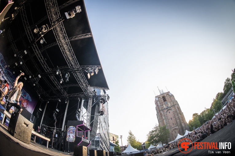 DragonForce op Into The Grave 2023 - dag 1 foto