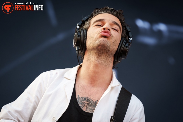 The 1975 op Best Kept Secret Festival - Vrijdag foto