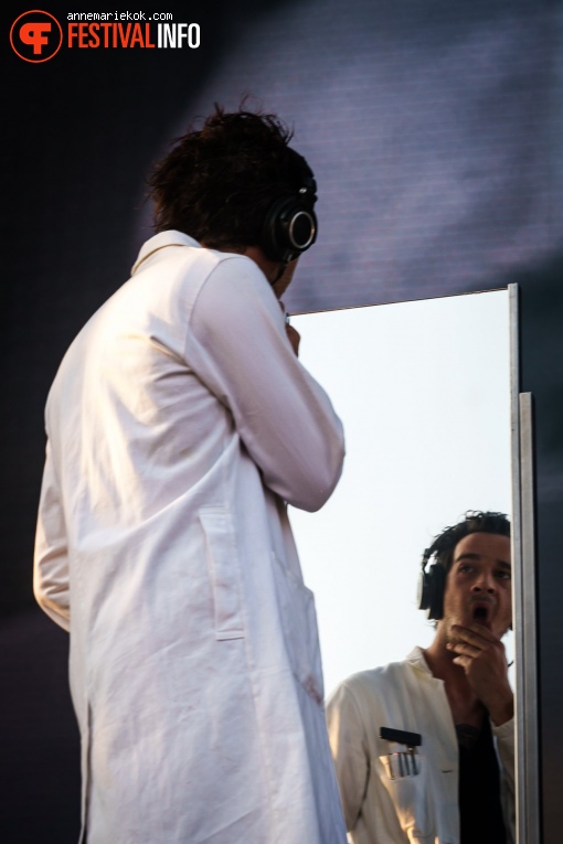 The 1975 op Best Kept Secret Festival - Vrijdag foto