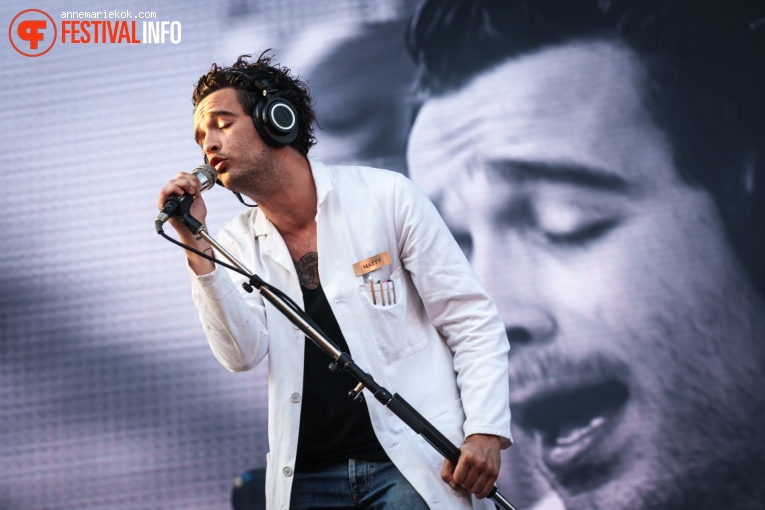 The 1975 op Best Kept Secret Festival - Vrijdag foto