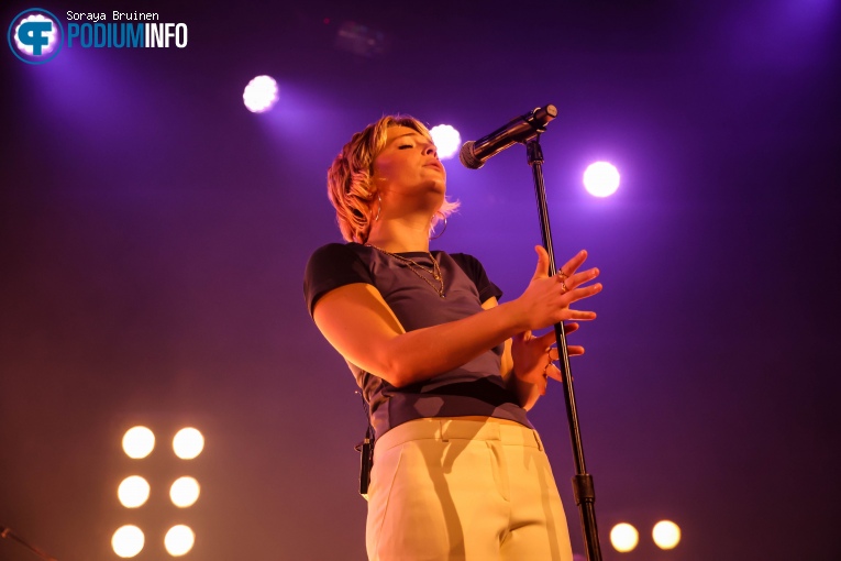 Maggie Rogers op Maggie Rogers - 22/06 - Melkweg foto