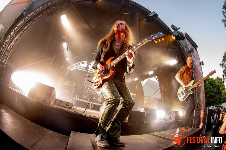 The Vintage Caravan op Into The Grave 2023, dag 2 foto