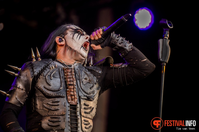 Cradle Of Filth op Into The Grave 2023, dag 2 foto