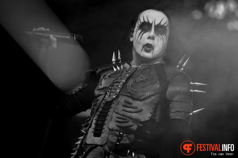 Cradle Of Filth op Into The Grave 2023, dag 2 foto