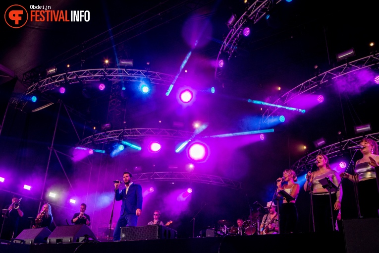 Bouke & the Elvis Matters Band op Hello Festival 2023 foto