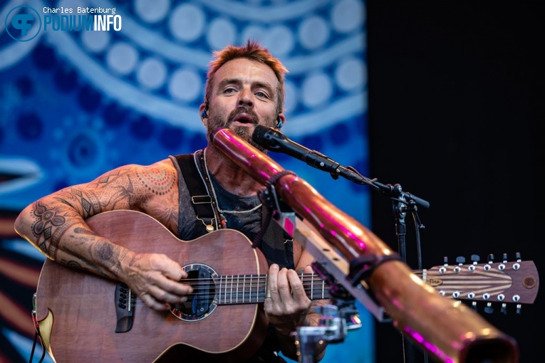 Xavier Rudd op Zuiderpark Live: Xavier Rudd - 14/06 - Zuiderparktheater foto