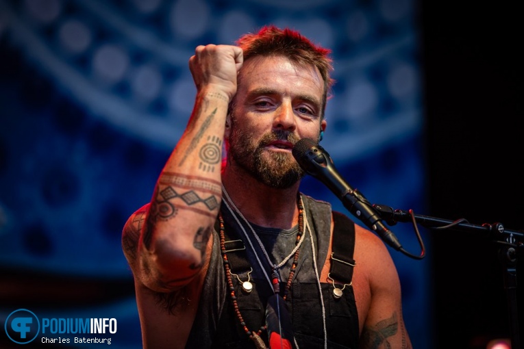 Xavier Rudd op Zuiderpark Live: Xavier Rudd - 14/06 - Zuiderparktheater foto