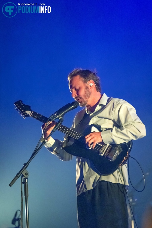 Ben Howard op Ben Howard - 19/06 - Koninklijk Theater Carré foto