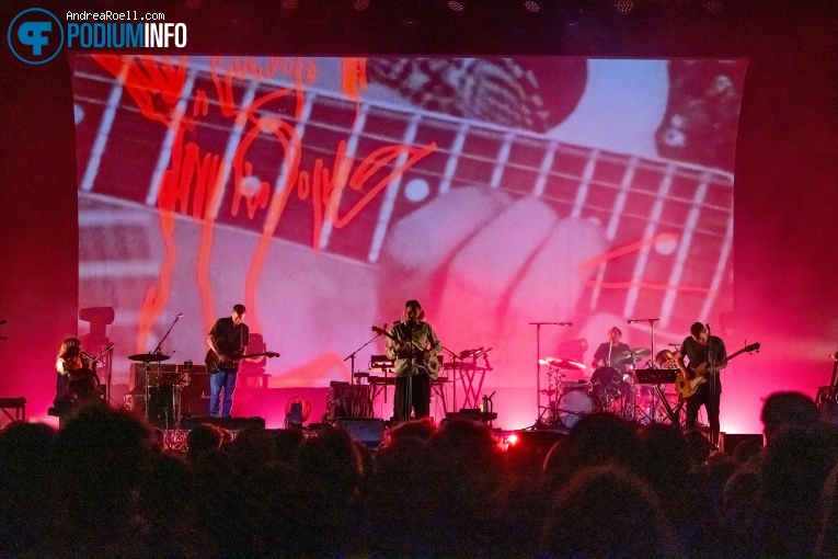 Ben Howard op Ben Howard - 19/06 - Koninklijk Theater Carré foto