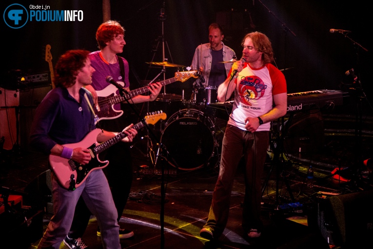 Young Gun Silver Fox - 24/06 - Melkweg foto