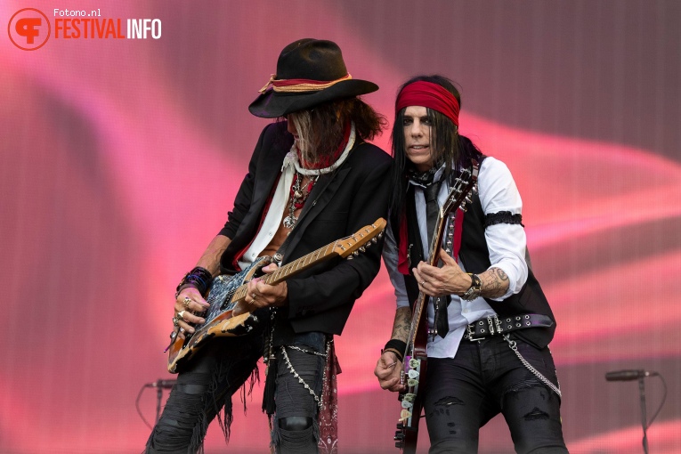 The Hollywood Vampires op Pinkpop 2023 - Zaterdag foto