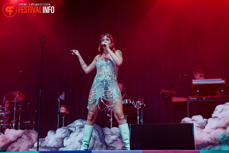 Tove Lo op Pinkpop 2023 - Zaterdag foto