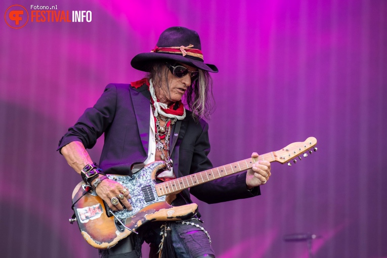 The Hollywood Vampires op Pinkpop 2023 - Zaterdag foto