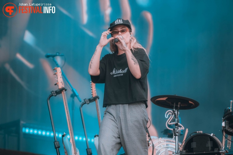 Tash Sultana op Pinkpop 2023 - Zondag foto