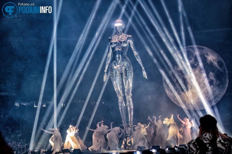 The Weeknd op The Weeknd - 23/06 - Johan Cruijff ArenA foto