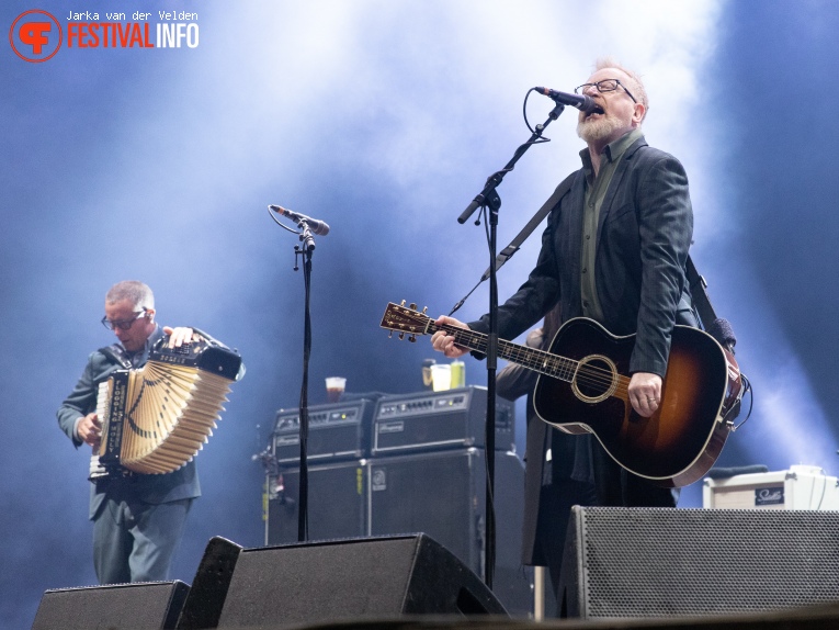 Flogging Molly op Jera On Air 2023 - zaterdag 24 juni foto