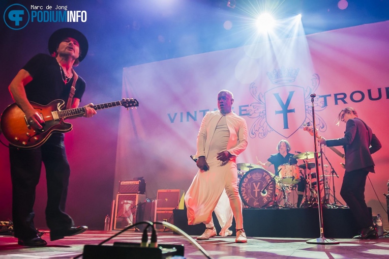 Vintage Trouble op Vintage Trouble - 29/06 - 013 foto