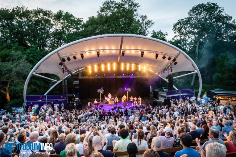 Young Gun Silver Fox op Zuiderpark Live: Young Gun Silver Fox - 23/03 - Zuiderparktheater foto