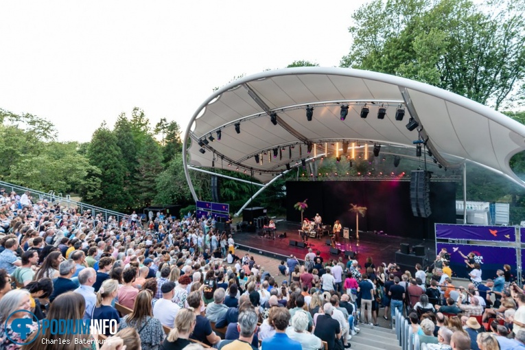 Young Gun Silver Fox op Zuiderpark Live: Young Gun Silver Fox - 23/03 - Zuiderparktheater foto